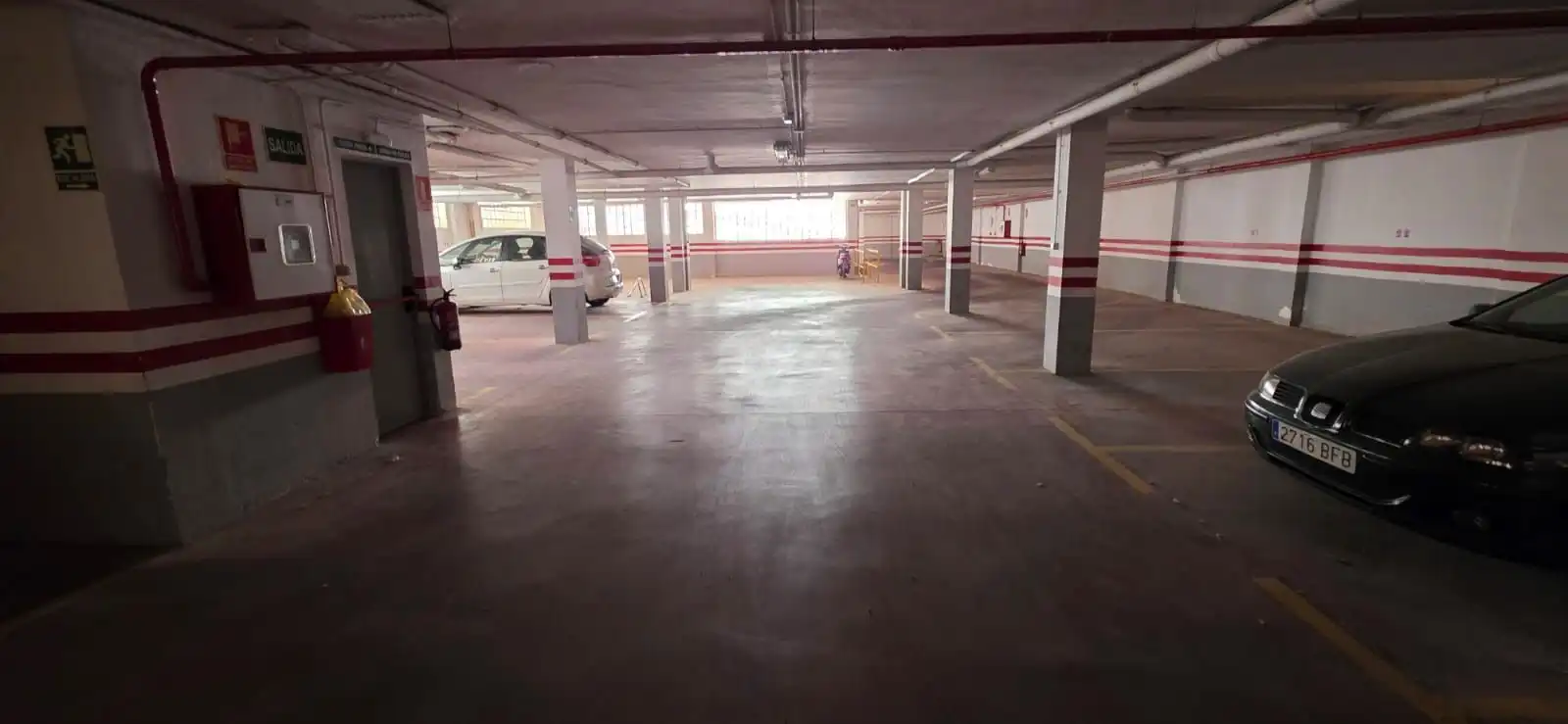 Parking of Flat for sale in Vera  with Air Conditioner, Heating and Furnished