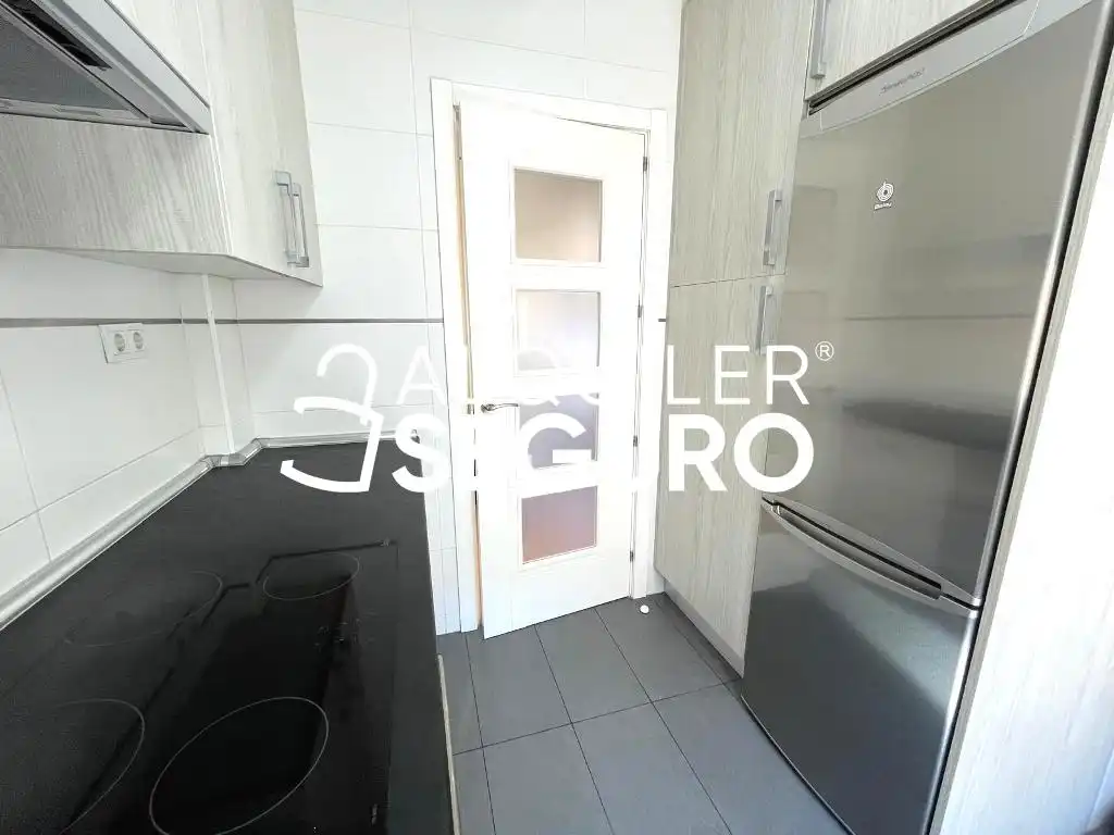 Kitchen of Flat for rent in Madrid  with Heating