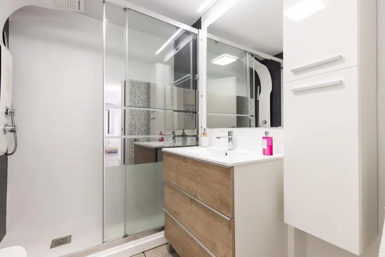 Apartamento con piscina en venta en Carrer FRA JUNIPER SERRA, imagen 19