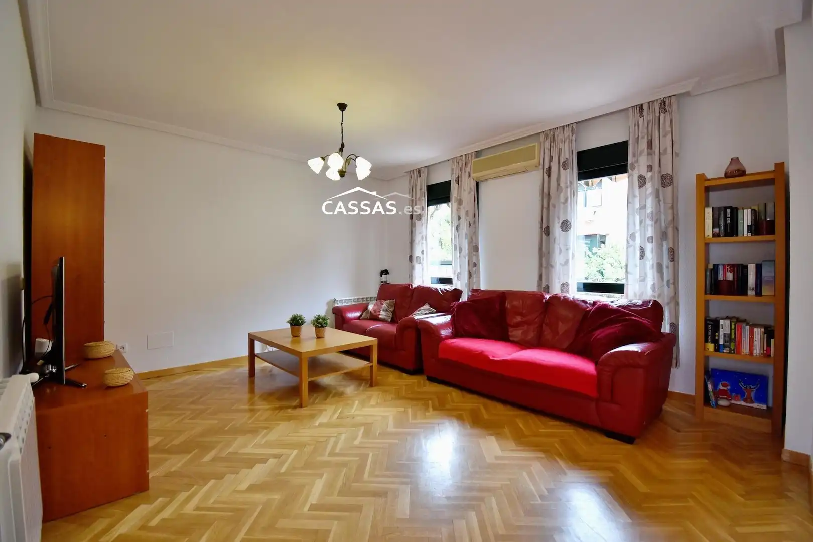 Living room of Detached homes for sale in Torrejón de Ardoz  with Air Conditioner, Heating and Private garden