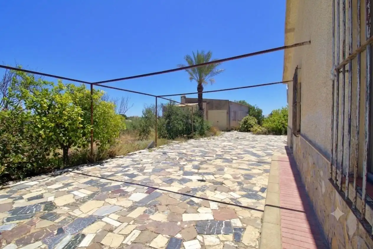 Jardín de Casa o chalet en venta en Elche / Elx con Jardín privado y Alarma