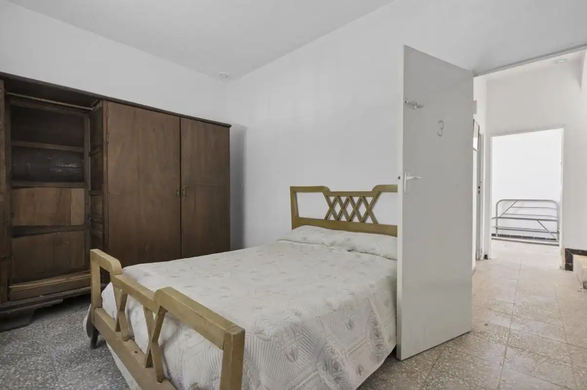 Schlafzimmer von Country house zum Verkauf in Lora del Río mit Heizung, Privatgarten und Terrasse