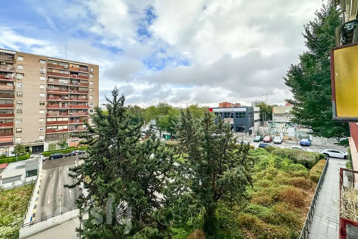 Exterior view of Flat for sale in Móstoles  with Air Conditioner, Terrace and Storage room