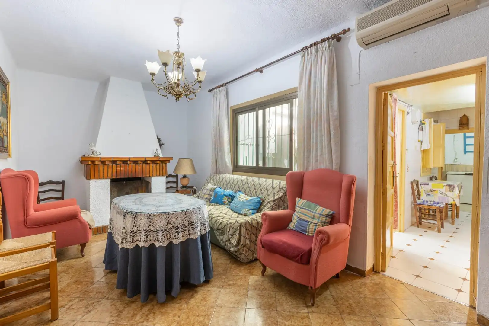 Sala d'estar de Finca rústica en venda en Villa de Otura amb Aire condicionat, Terrassa i Traster