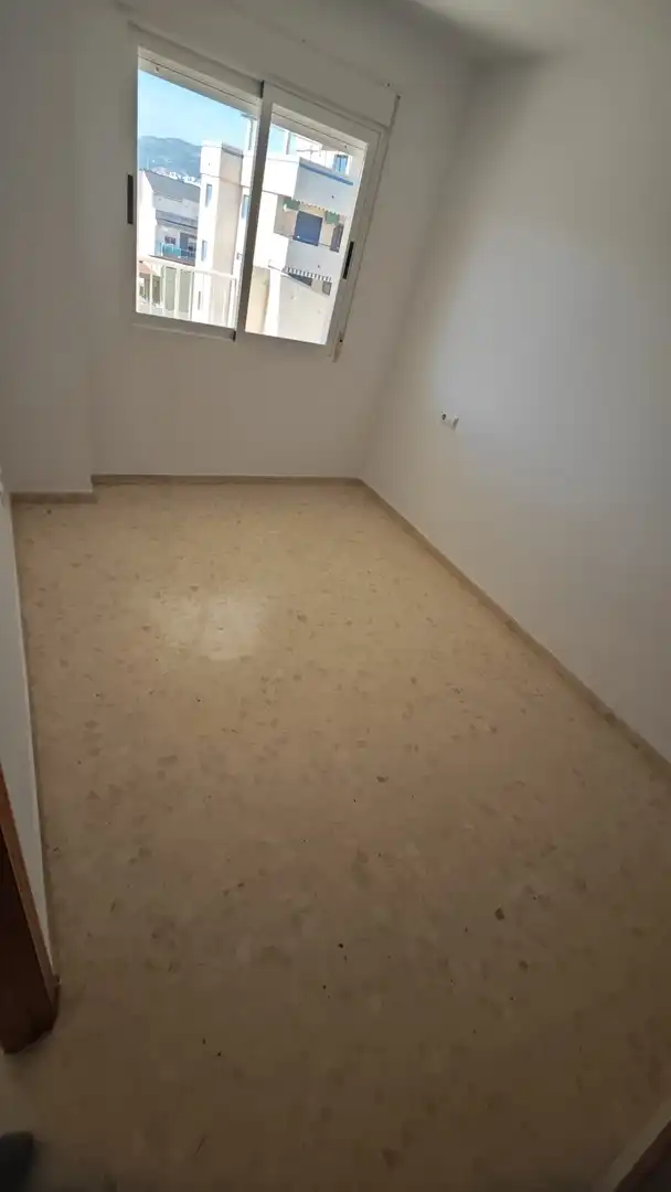 Apartamento en venta en Daimús con Terraza, Piscina y Amueblado
