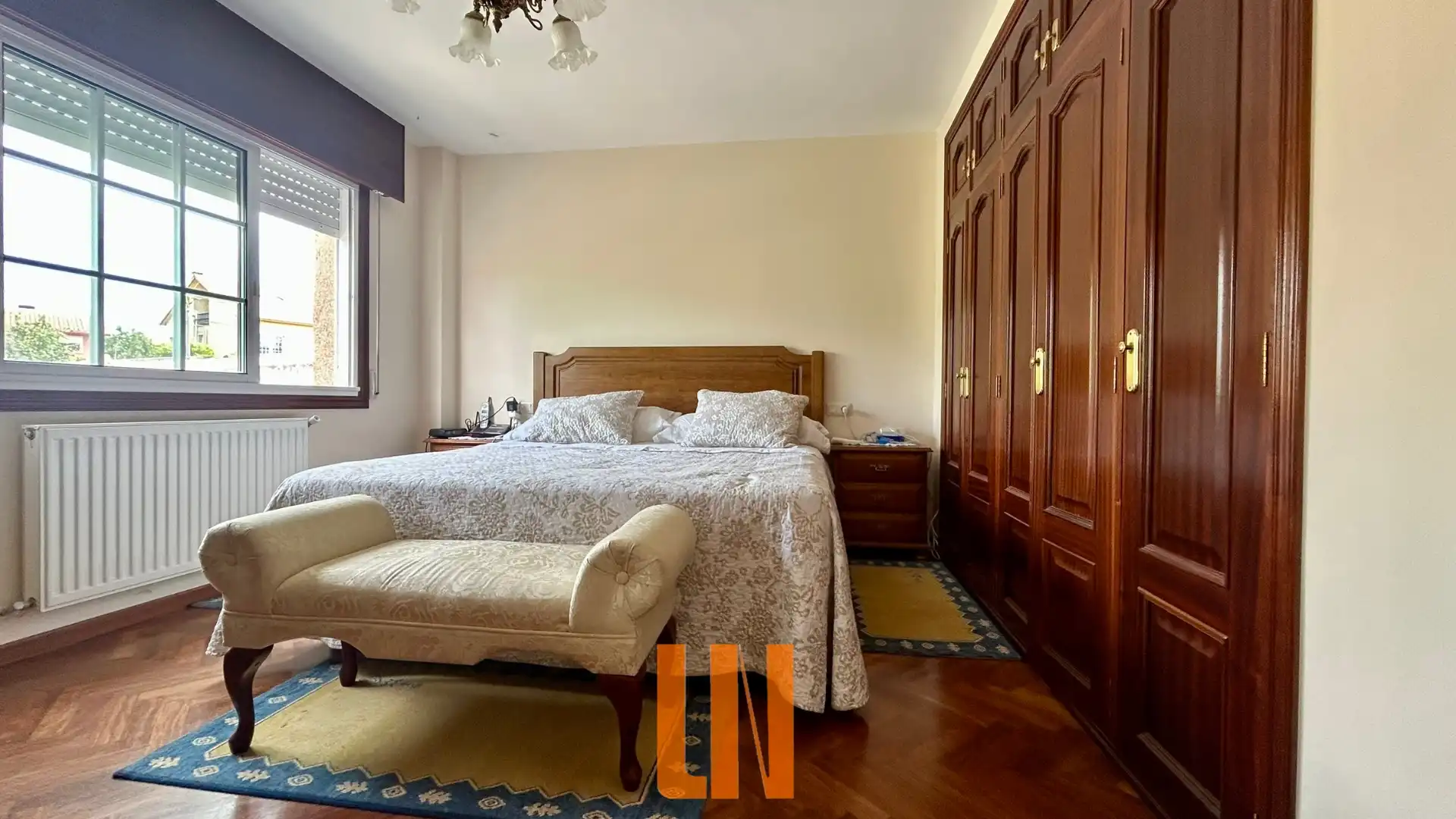 Habitación de Casa o chalet en venta en Oleiros con Calefacción, Jardín privado y Parquet