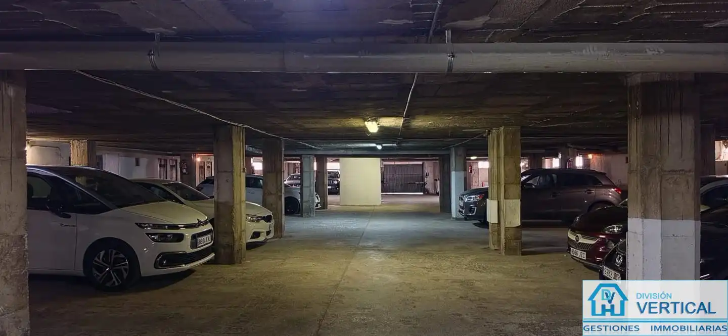 Parking of Ground floor for sale in Manises  with Storage room
