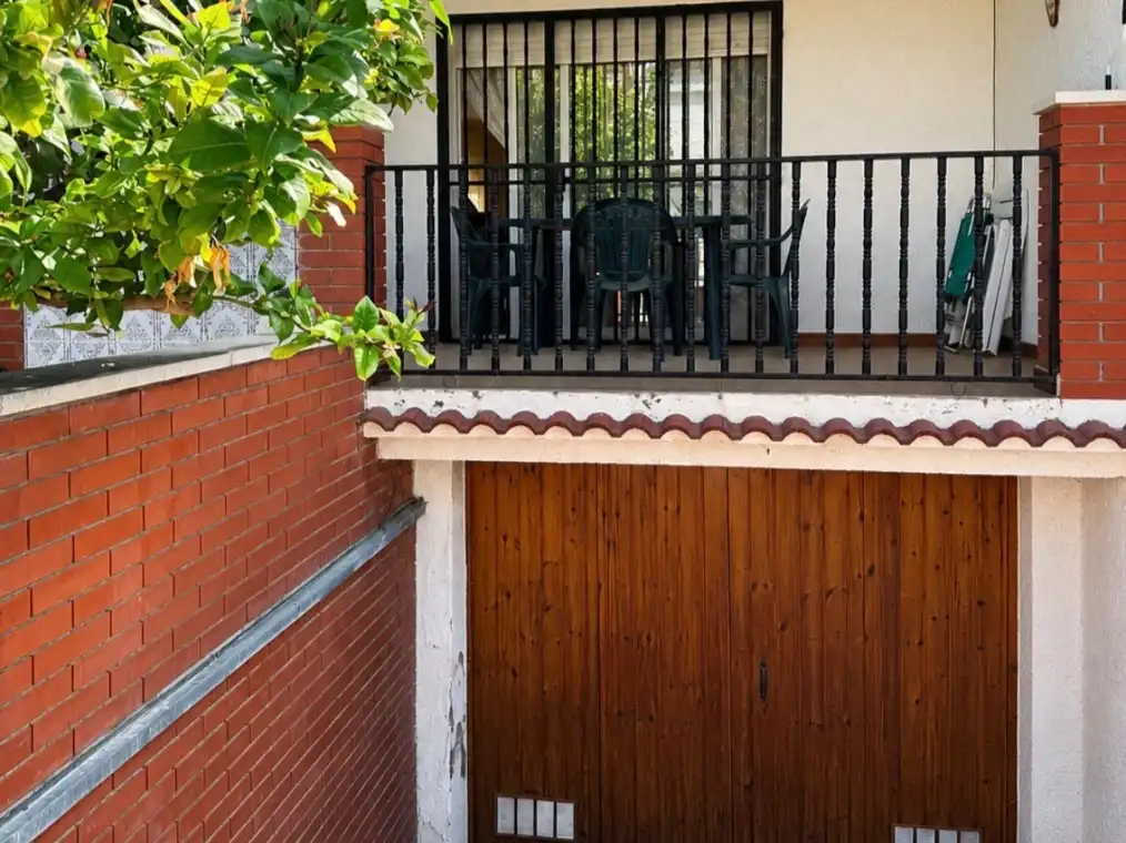 Casa a schiera in vendita a Carrer de les Basses 40, imagen 2