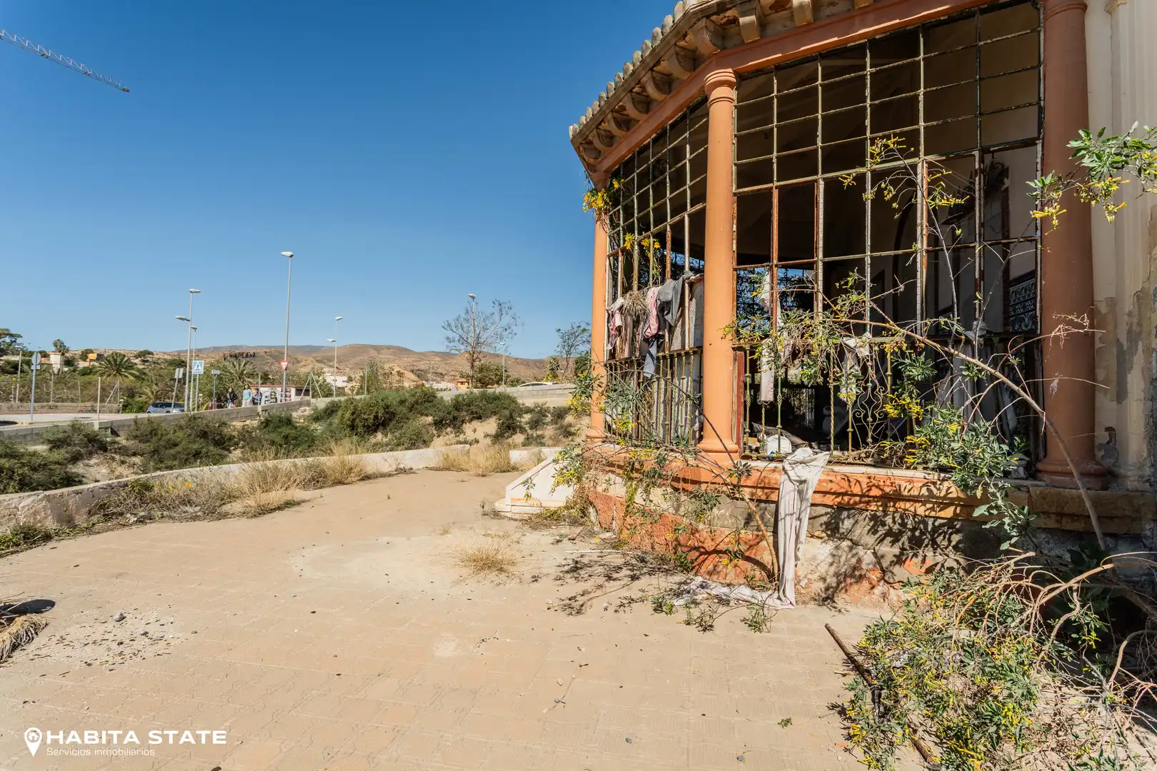 Außenansicht von Residential zum Verkauf in Almería