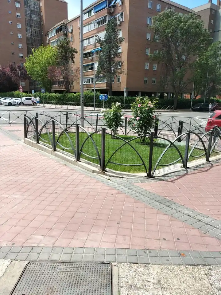 Piso en venta en Florencia, Veredillas