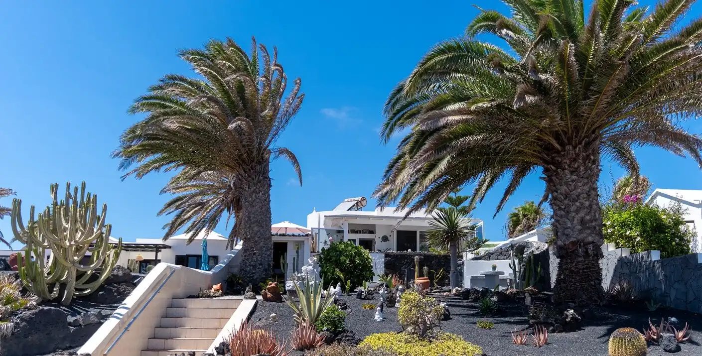 Exterior view of Houses for sale in Charco de Palo