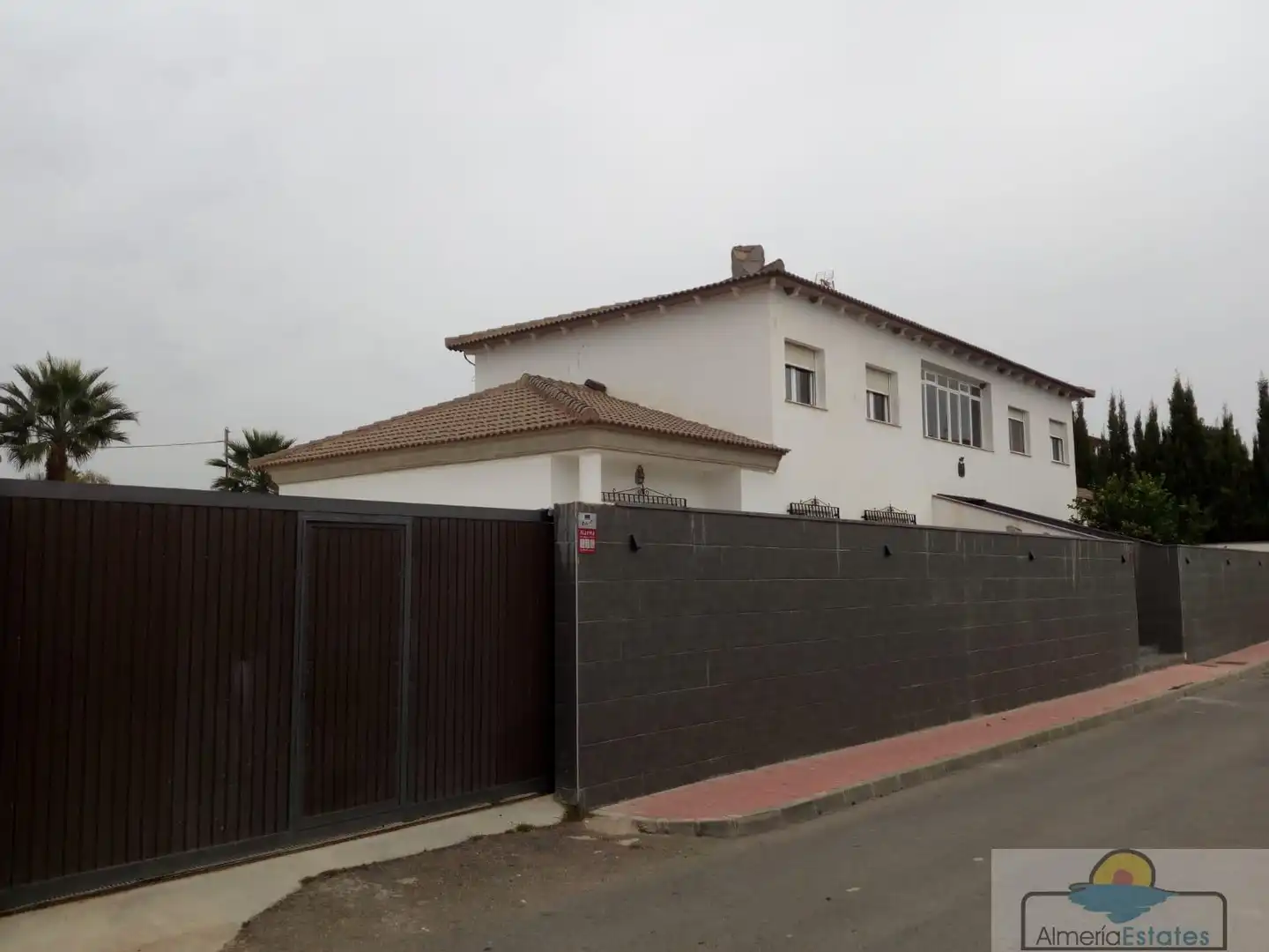 Vista exterior de Casa o chalet en venta en Tíjola con Piscina
