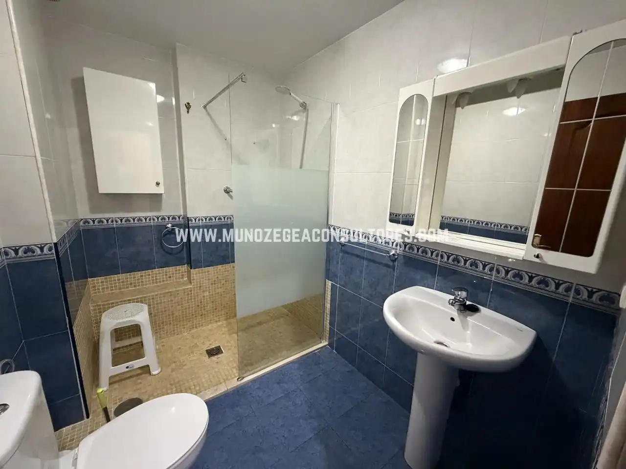 Baño de Planta baja en venta en Lucena con Aire acondicionado y Trastero