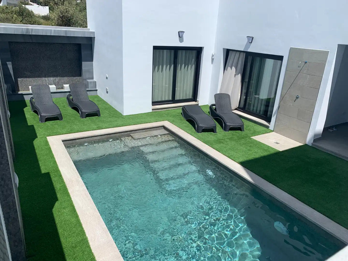 Swimming pool of Houses for rent in Nerja  with Air Conditioner, Private garden and Terrace