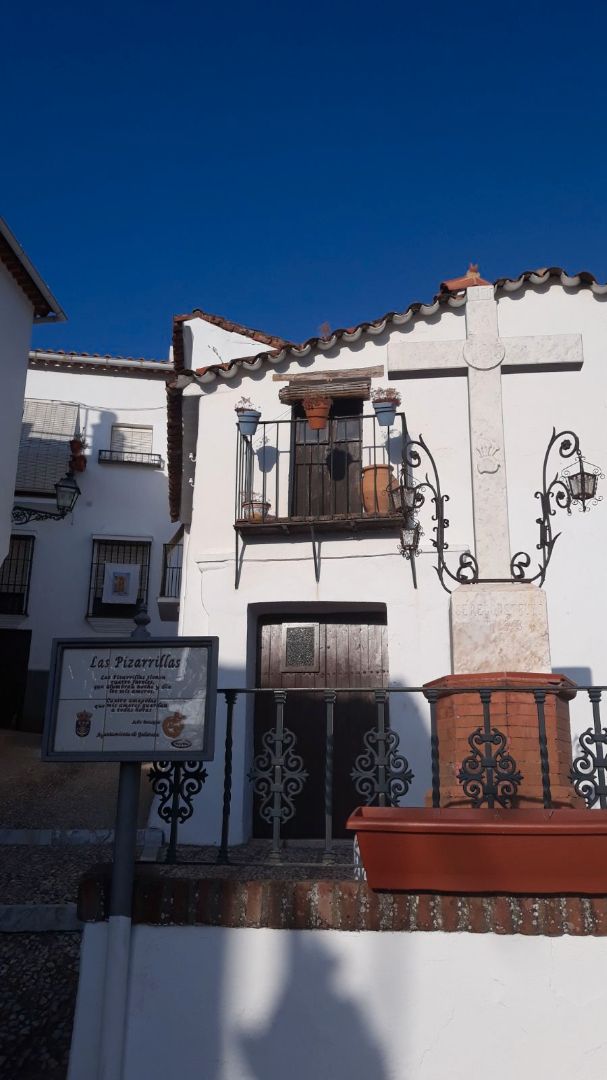 Exterior view of House or chalet for sale in Galaroza  with Storage room, Furnished and Washing machine