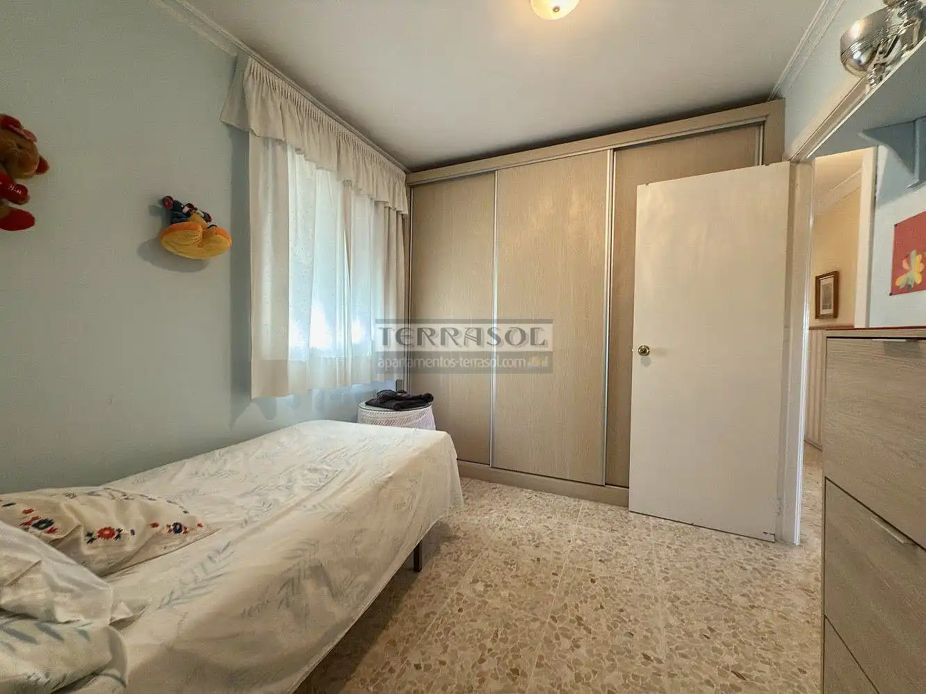 Dormitori de Apartament en venda en Vélez-Málaga amb Jardí privat, Terrassa i Traster