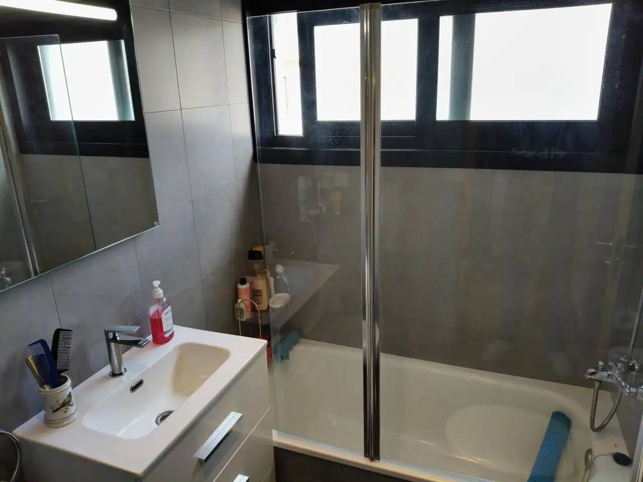 Bathroom of Flat for sale in Cariño  with Heating, Storage room and Furnished