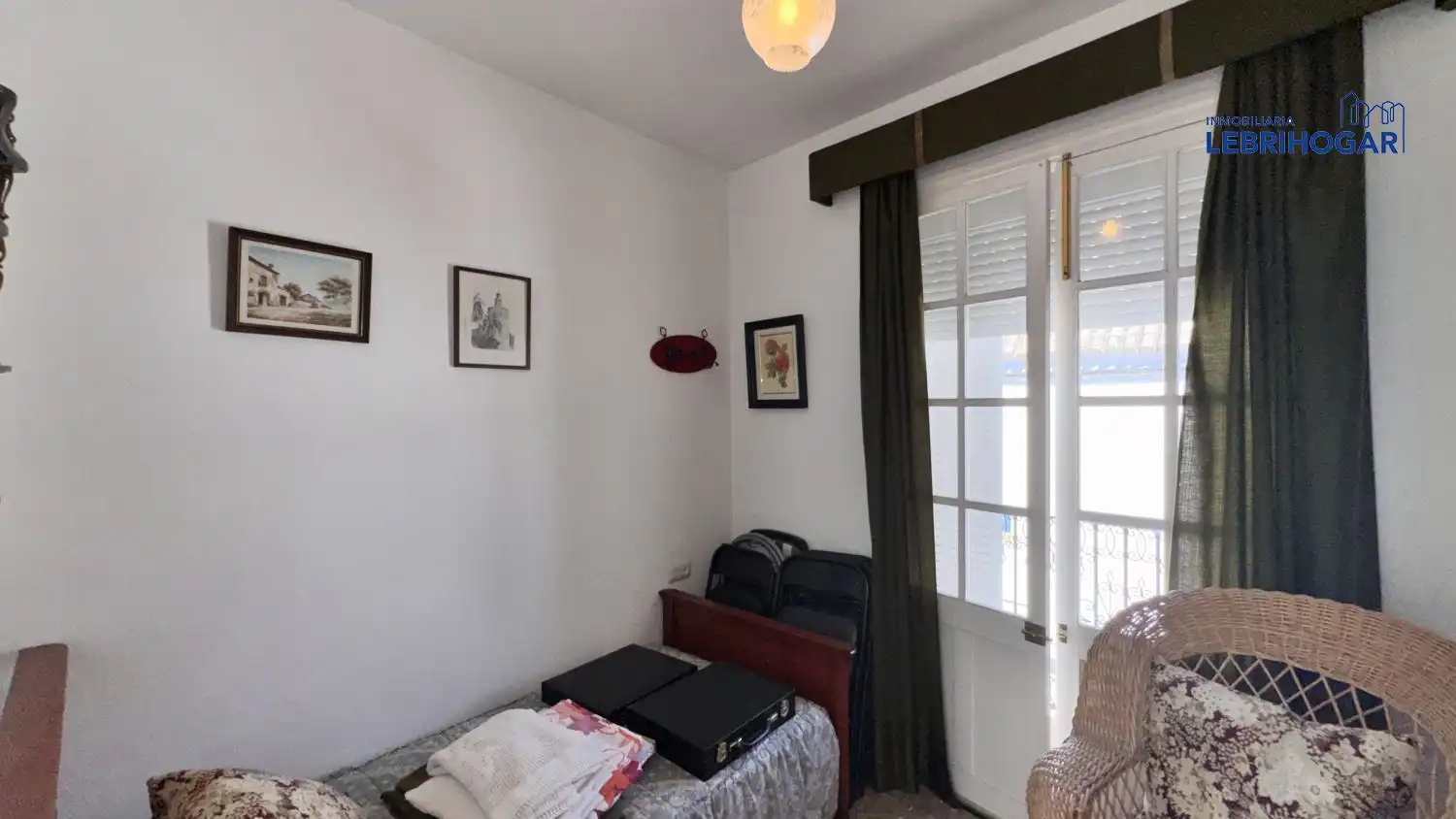 Habitación de Casa o chalet en venta en Lebrija con Calefacción, Trastero y Balcón