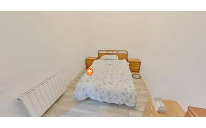 Bedroom of Flat for sale in  Barcelona Capital  with Heating