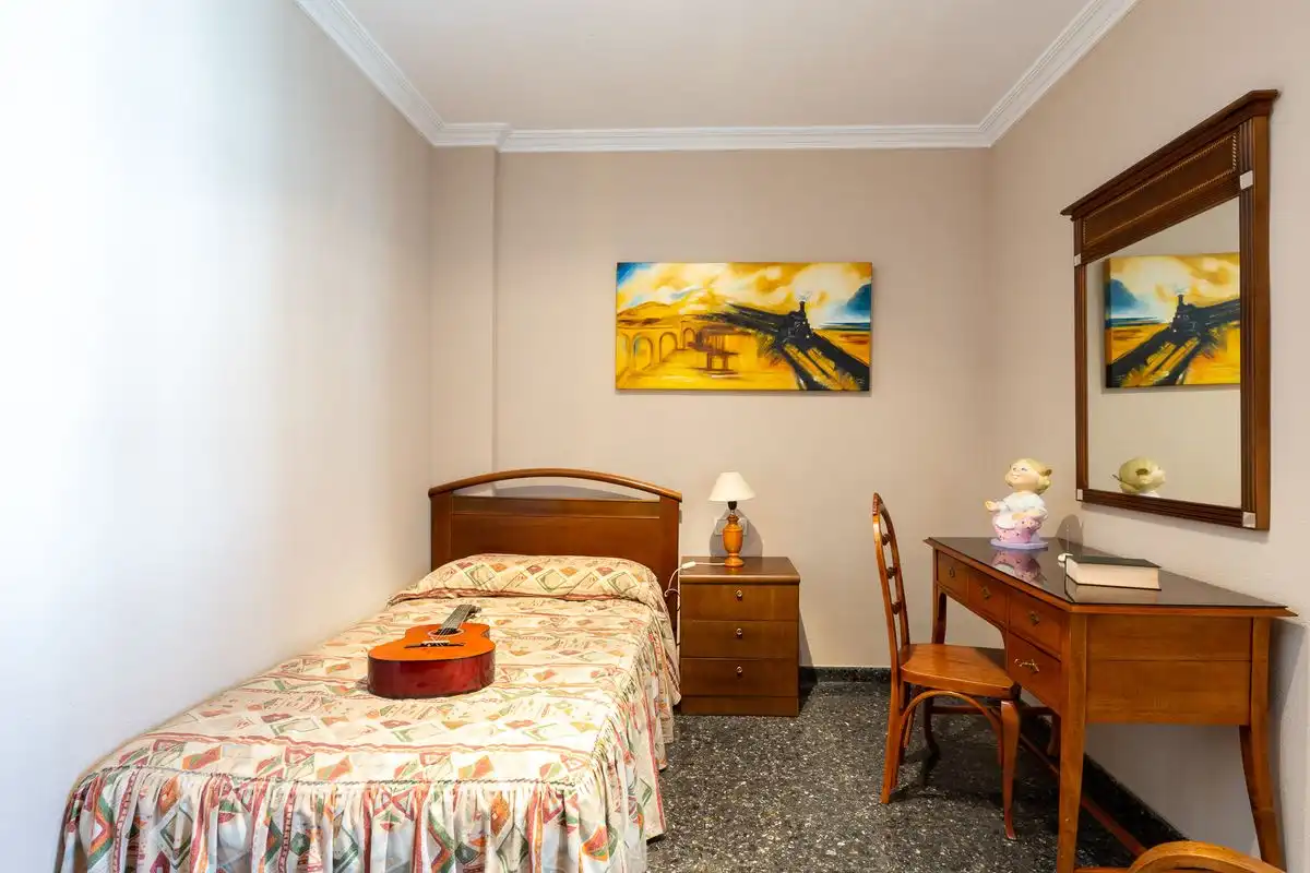 Habitación de Casa adosada en venta en Alaquàs con Aire acondicionado, Calefacción y Terraza