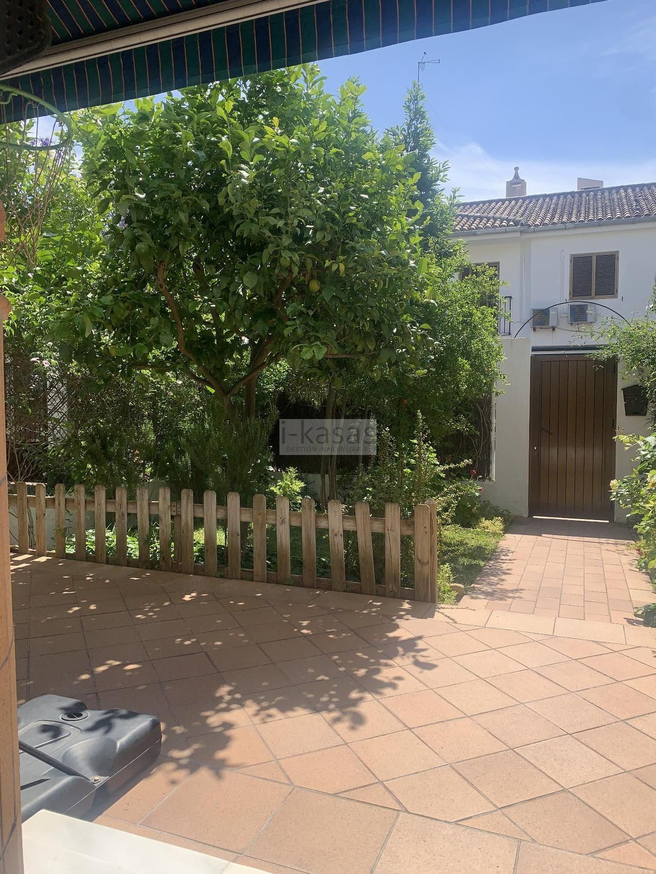 Single-family semi-detached for sale in Jerez de la Frontera  with Air Conditioner and Storage room