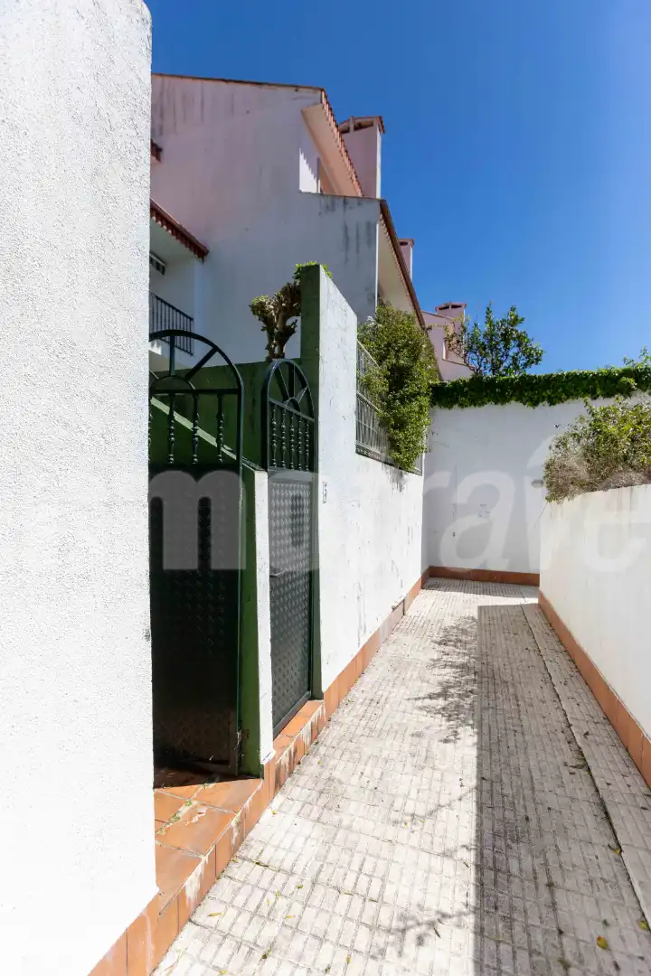 Vista exterior de Casa adosada de lloguer en Sanxenxo amb Jardí privat, Terrassa i Moblat