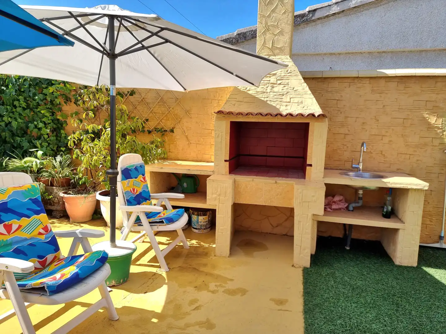 Terrassa de Casa o xalet en venda en Escalona amb Aire condicionat, Jardí privat i Traster