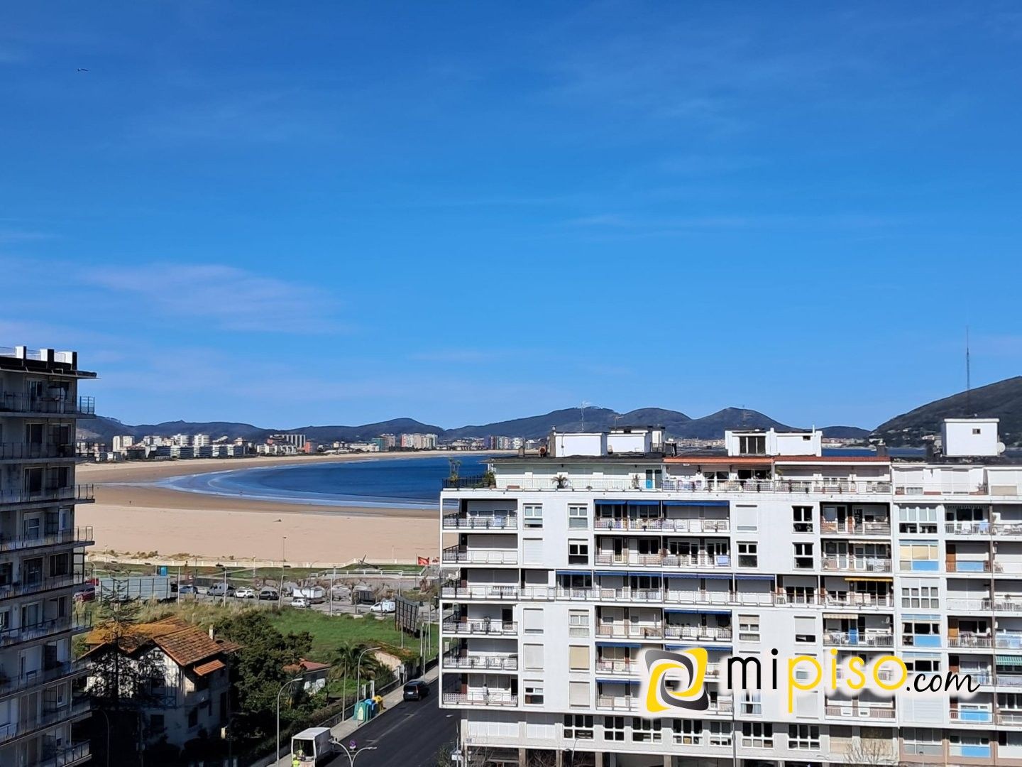 Bedroom of Flat for sale in Laredo  with Heating, Terrace and Furnished