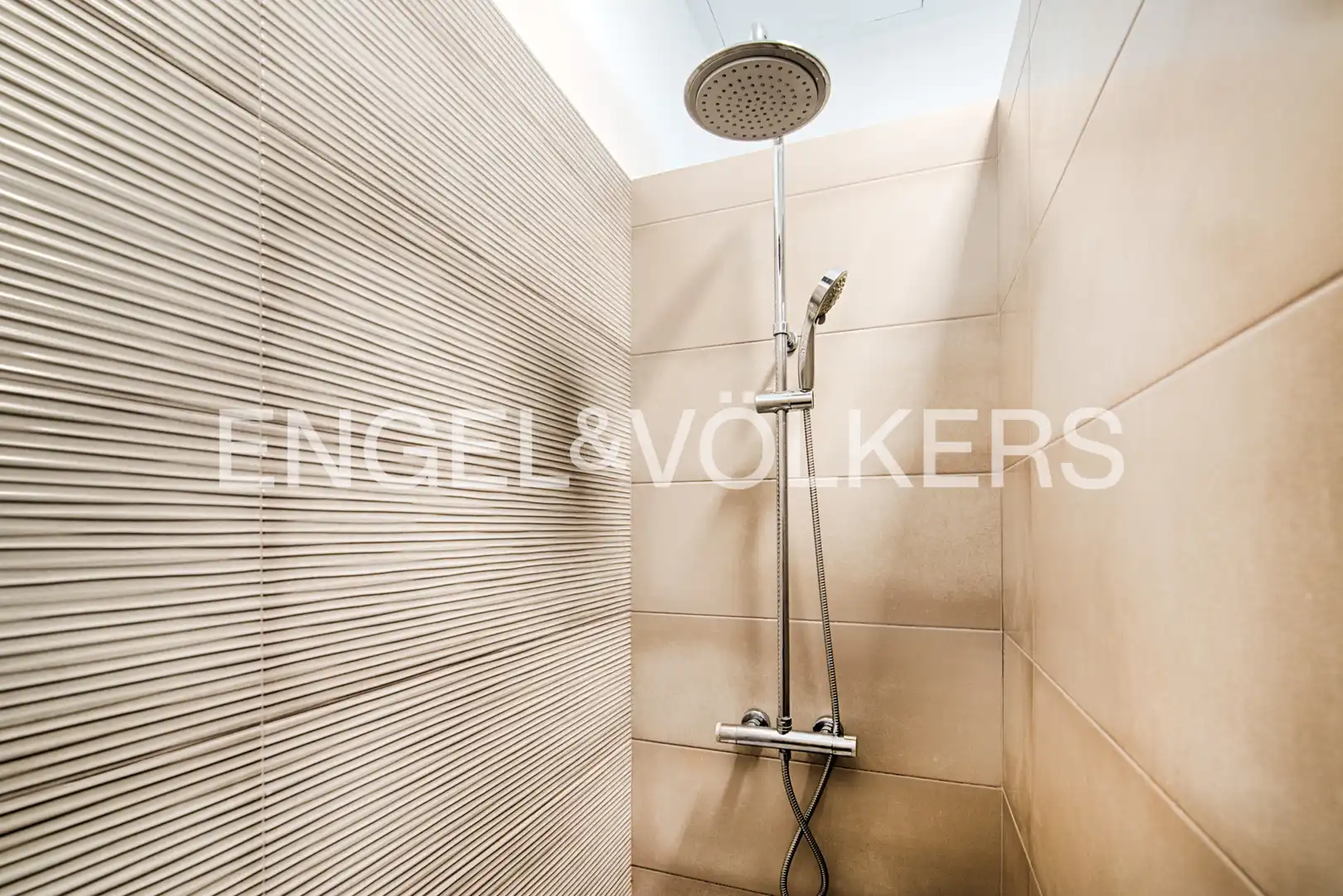 Casa pareada con terraza en venta en Carrer Gravina, imagen 12