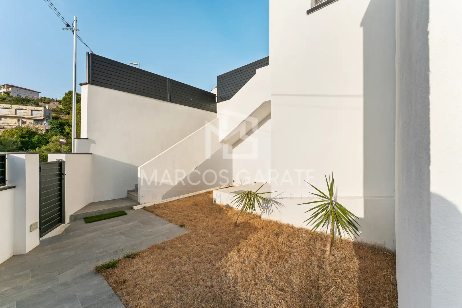 Casa con terraza en venta en Avinguda Marca Hispànica, imagen 7