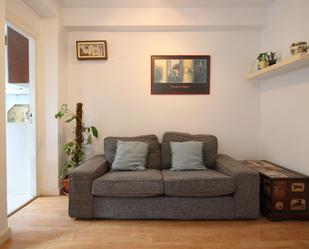 Sala d'estar de Planta baixa de lloguer en Santander amb Calefacció, Parquet i Moblat