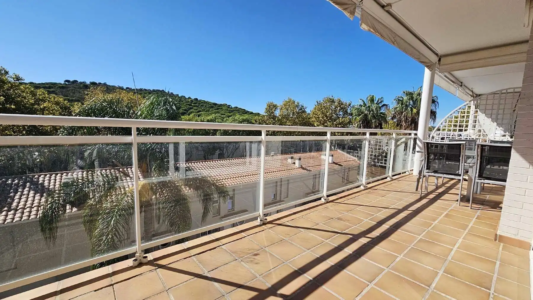 Wohnung mit Pool zum Verkauf in Avenida Avinguda Verona Terol