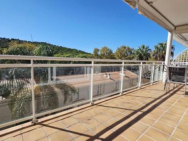 Pis amb piscina en venda a Avenida Avinguda Verona Terol