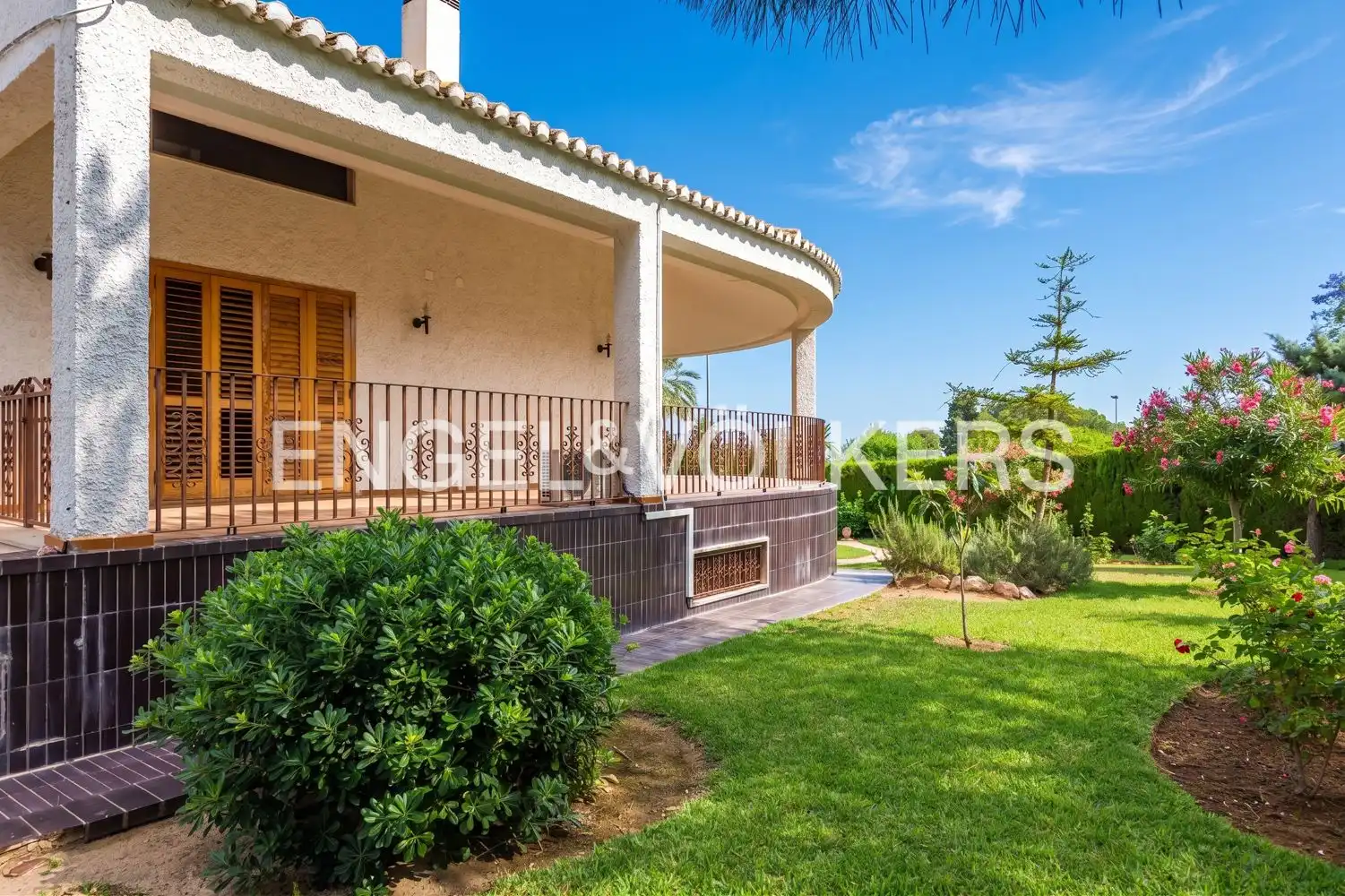 Terraza de Casa o chalet en venta en Chiva con Aire acondicionado, Calefacción y Jardín privado