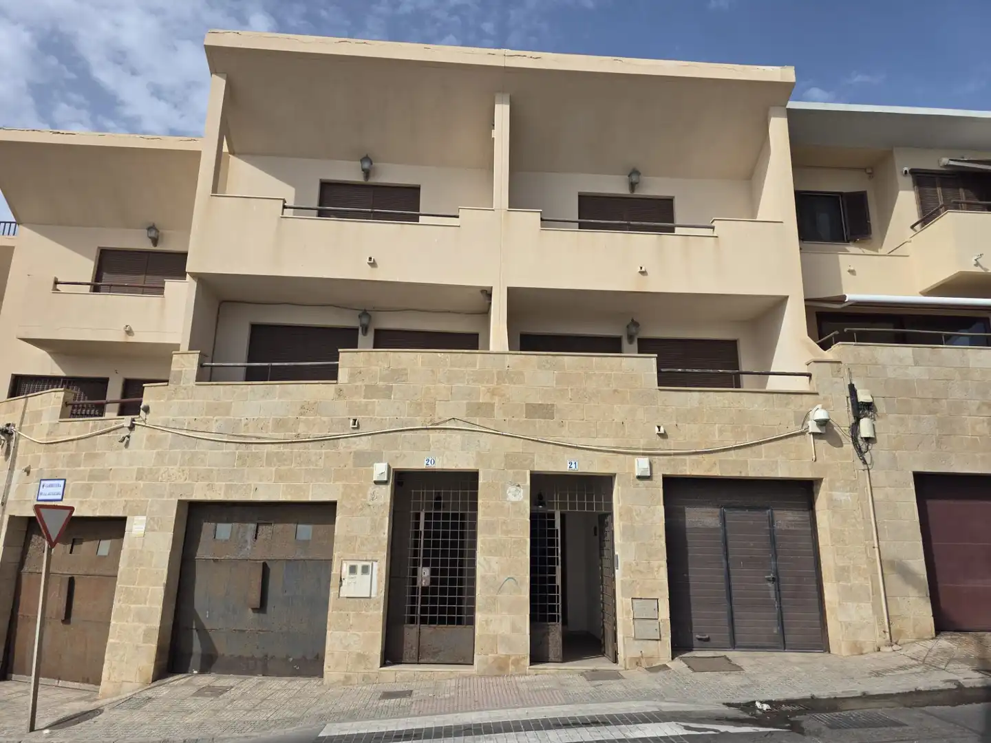 Chalet con terraza en venta en Carretera de la Alcazaba 28, imagen 2