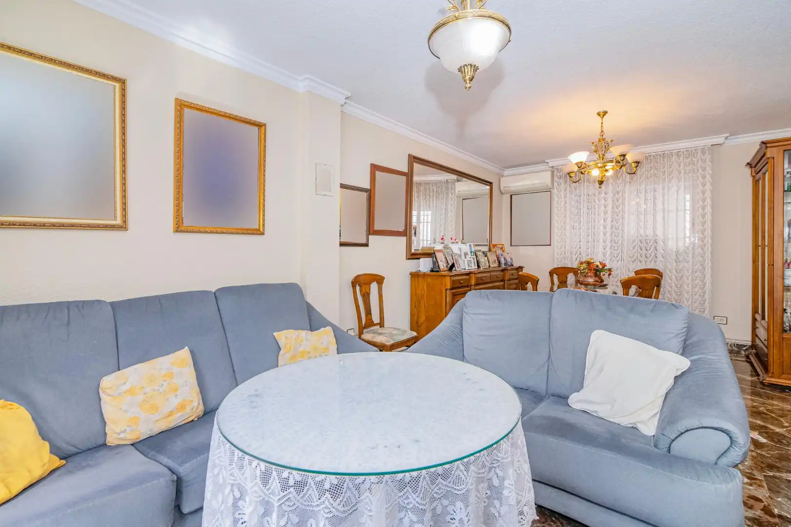 Sala de estar de Casa adosada en venta en Granada con Aire acondicionado y Calefacción