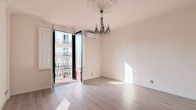 Piso en Alquiler en Vila de Gràcia