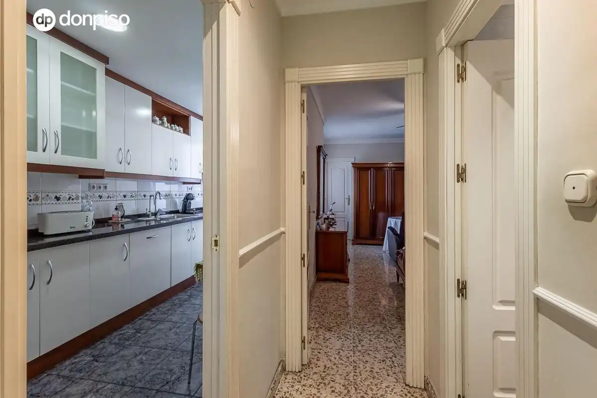 Flat for sale in Granada  with Heating and Terrace