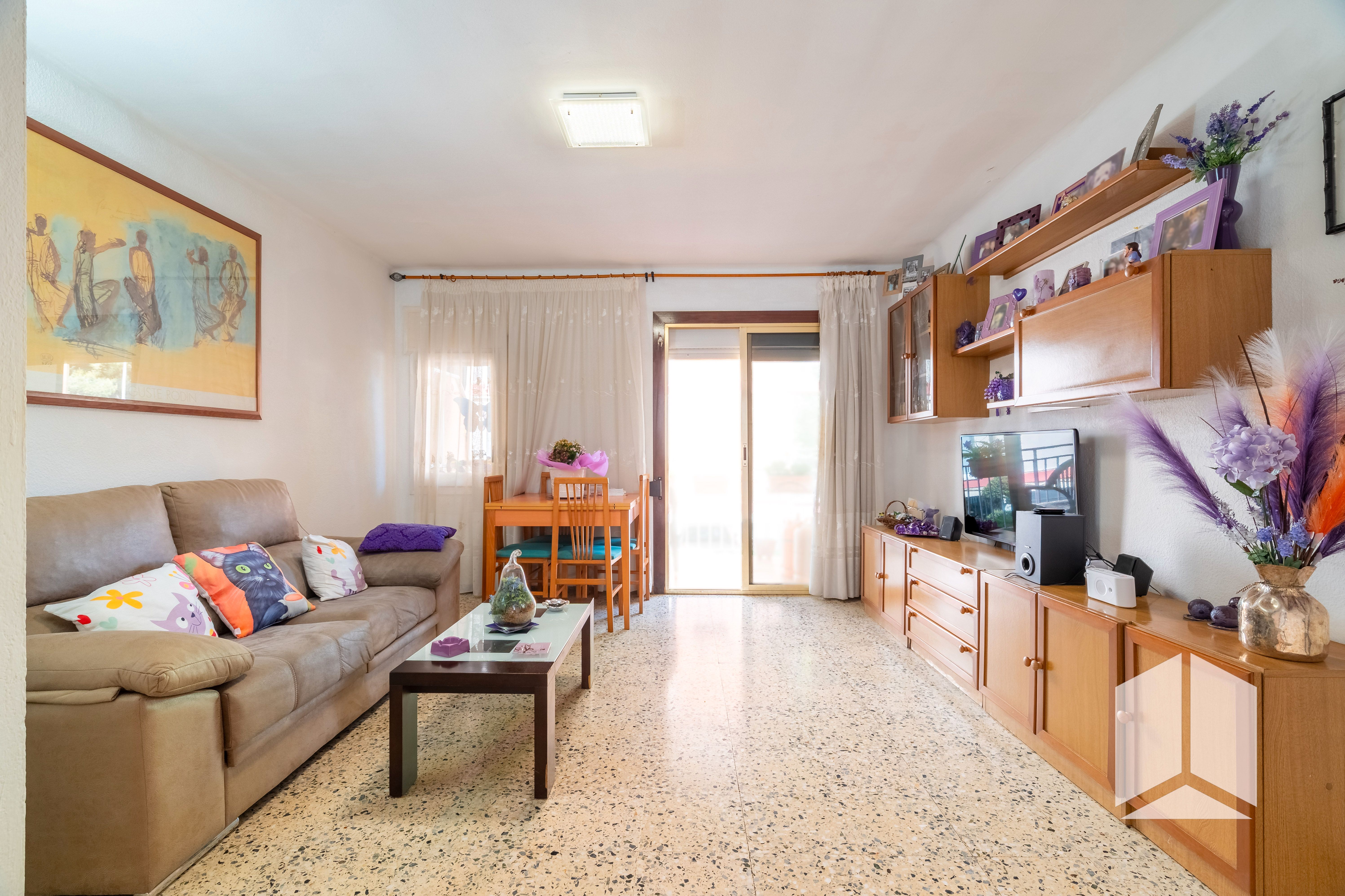 Living room of Flat for sale in Castelldefels  with Storage room, Swimming Pool and Balcony