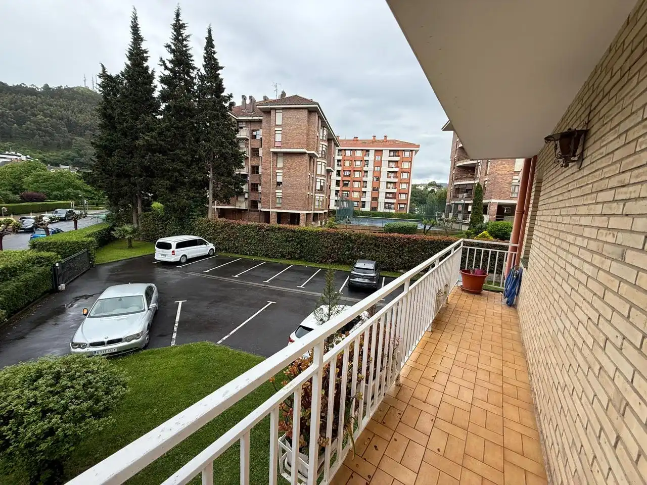 Aparcament de Pis en venda en Castro-Urdiales amb Calefacció, Terrassa i Traster