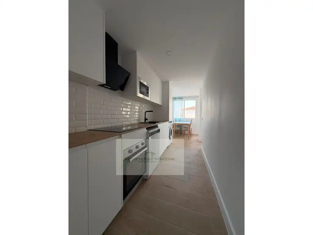 Flat for rent in Avenida Andalucia (Caleta Velez), Caleta de Vélez