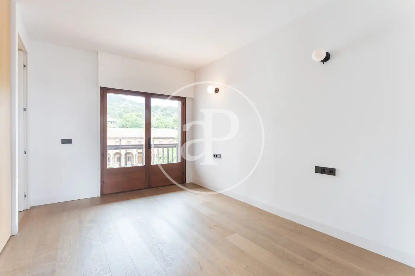 Piso de alquiler en Barcelona con Aire acondicionado, Calefacción y Jardín privado