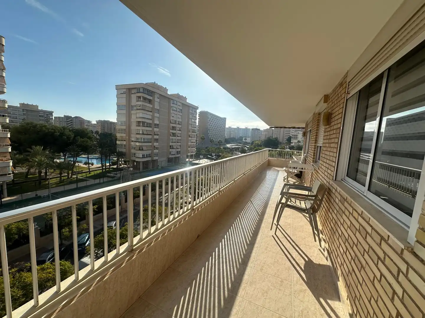 Vista exterior de Apartament en venda en Sant Joan d'Alacant amb Aire condicionat, Terrassa i Forn