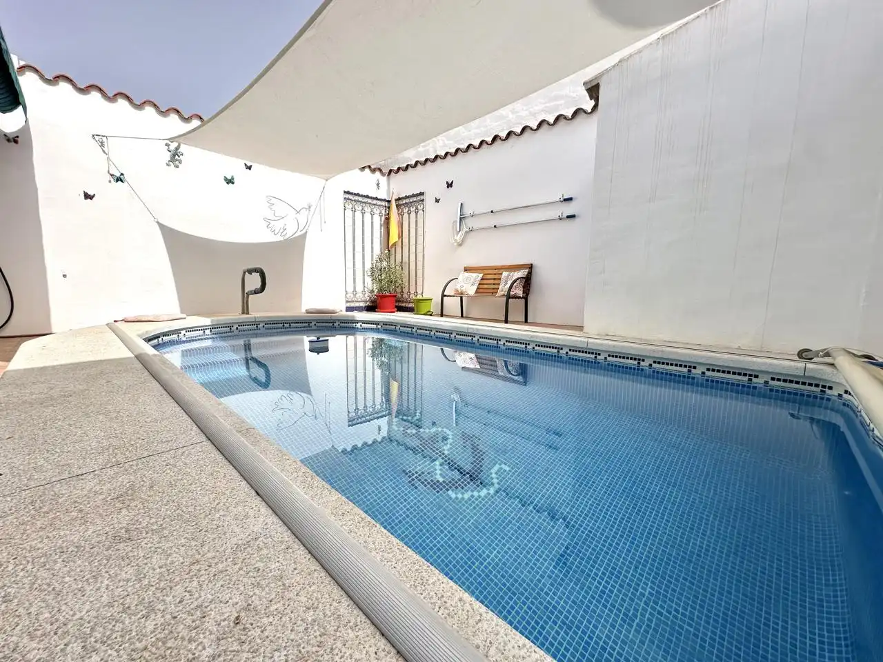 Piscina de Casa adosada en venta en Humilladero con Aire acondicionado, Terraza y Trastero