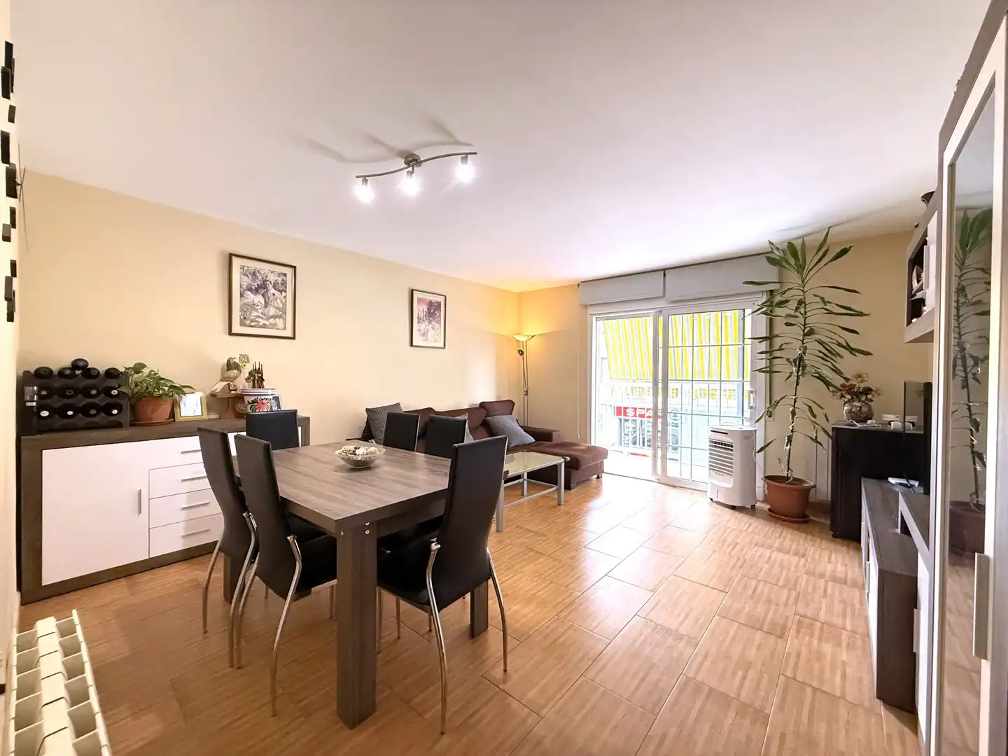 Flat for sale in Llevant