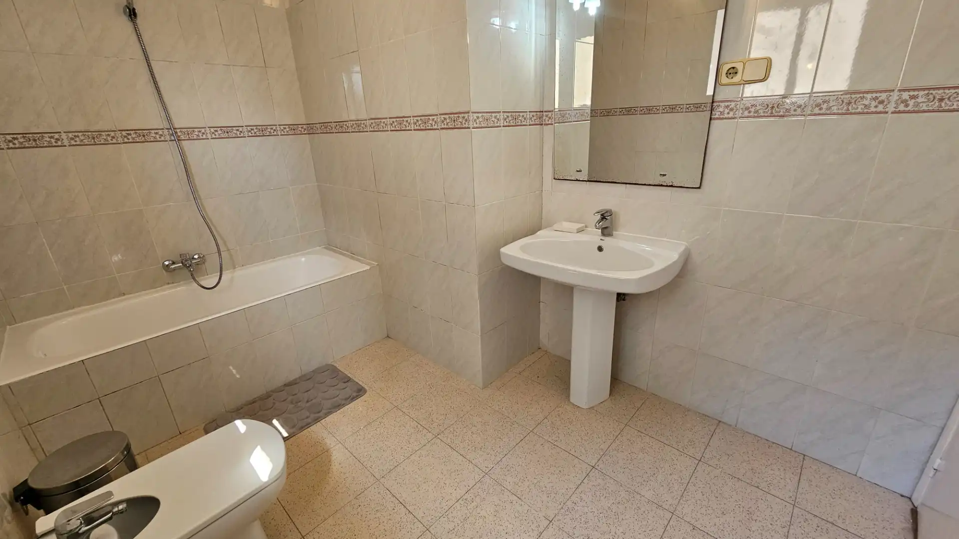 Villa mit Terrasse zum Verkauf in Pla de Maset - Cap de Salou, imagen 28