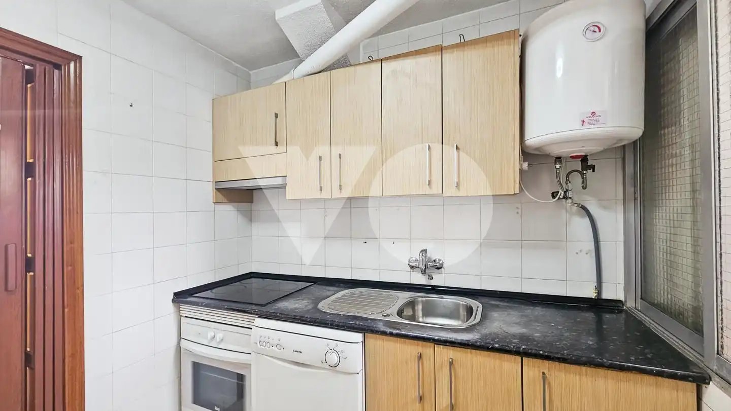 Cocina de Planta baja en venta en Madrid con Alarma