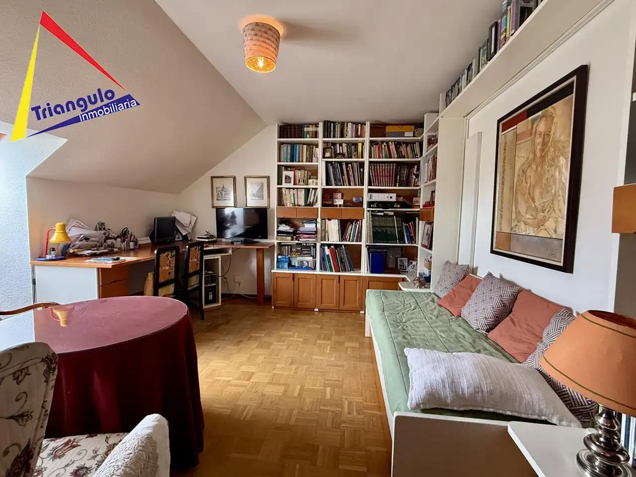 Sala d'estar de Pis en venda en Segovia amb Calefacció i Traster