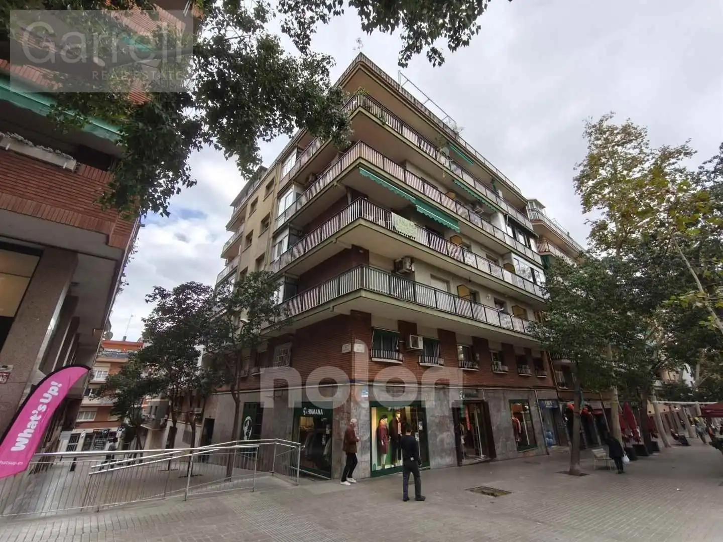 Vista exterior de Piso en venta en Barcelona con Terraza