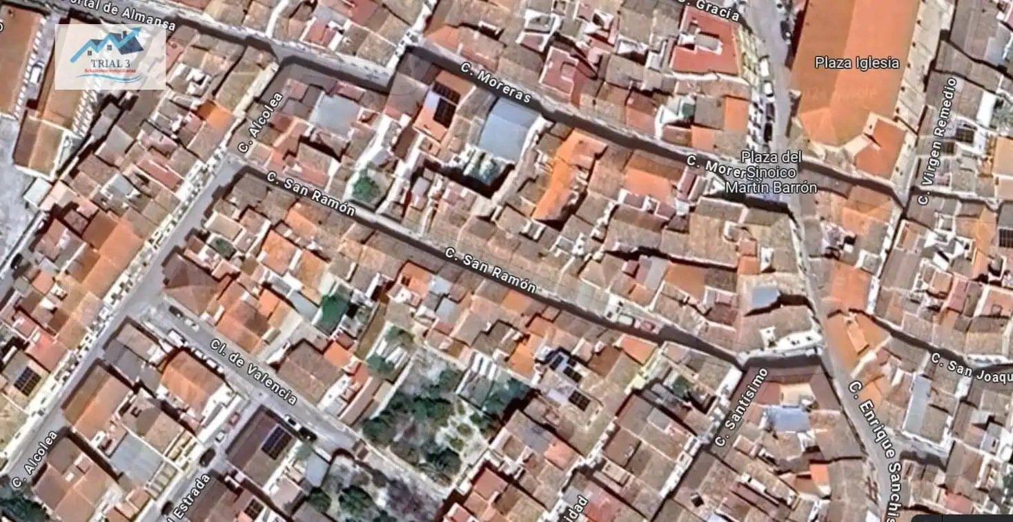 Exterior view of Houses for sale in Enguera